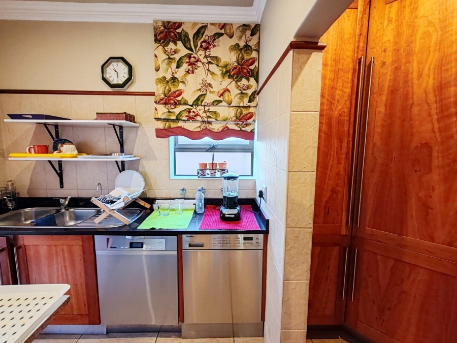 4 Bedroom Property for Sale in Van Der Hoff Park North West